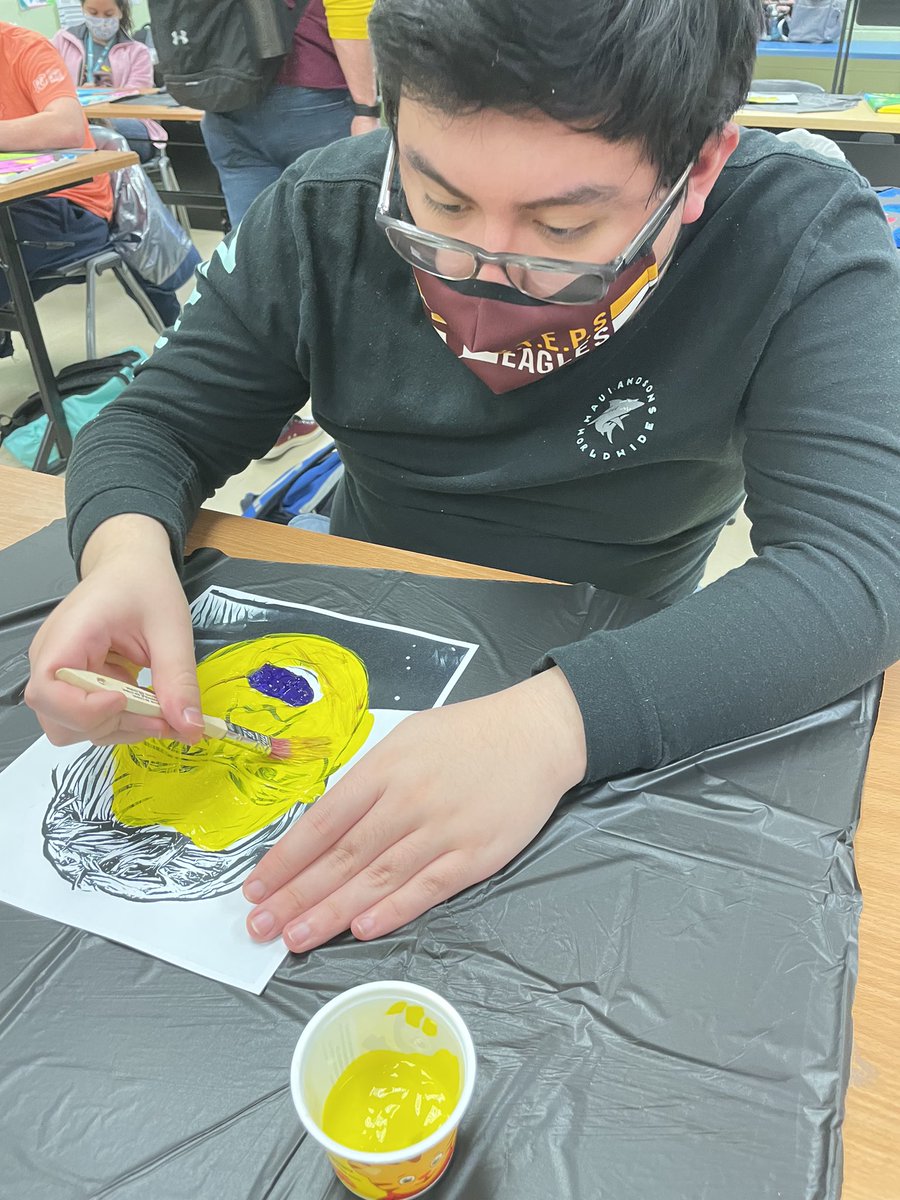 204STEPS_Eagles's tweet photo. STEPS Elective Friday: Today in Art Club we used pictures from when Kamilla took our photo, printed a portrait &amp; painted them. These came out SUPER COOL @MikeAckerman204 @AkmanFelicia @AshleyE24397411 @JenP1515 @christy_jen @PopovichKaren @RubySaraf @JaneDunne16 @kathyos84101317 https://t.co/gs49gIghE6