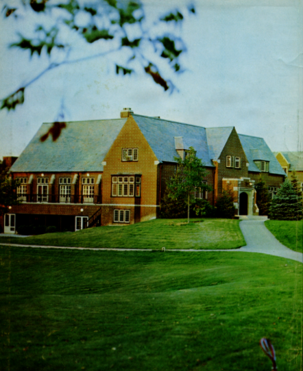 McMasterAlumni's tweet photo. A #FlashMacFriday of the Alumni Memorial Hall from the 1970's! https://t.co/BYPfL13E1z