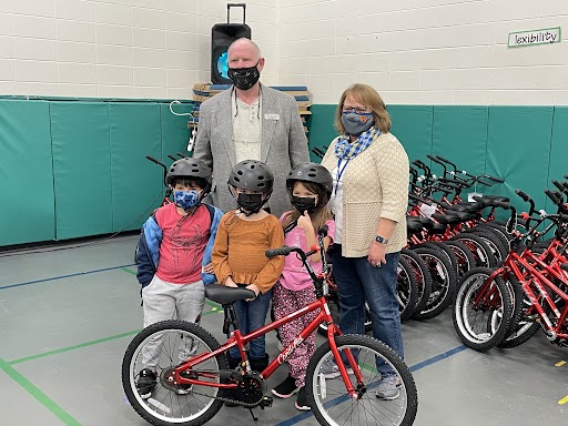 <a href="/NREL_Bengals/">Northridge Elem.</a> received a fun visit from <a href="/CANdAid/">Can'd Aid</a> today. These Bengals were thrilled with their new bikes and helmets. 🚲 #StVrainStorm