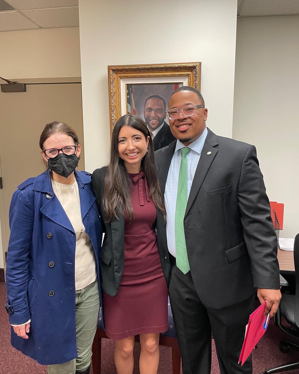 fsuannescollege's tweet photo. ICYMI, Associate Professor of #SchoolCounseling @EHinesPhD recently gave a testimony to the Senate Committee on Education at the Capitol on SB 1404-School Counselors, which passed favorably 9-0. 🙌 https://t.co/Ii0MZXN6K9