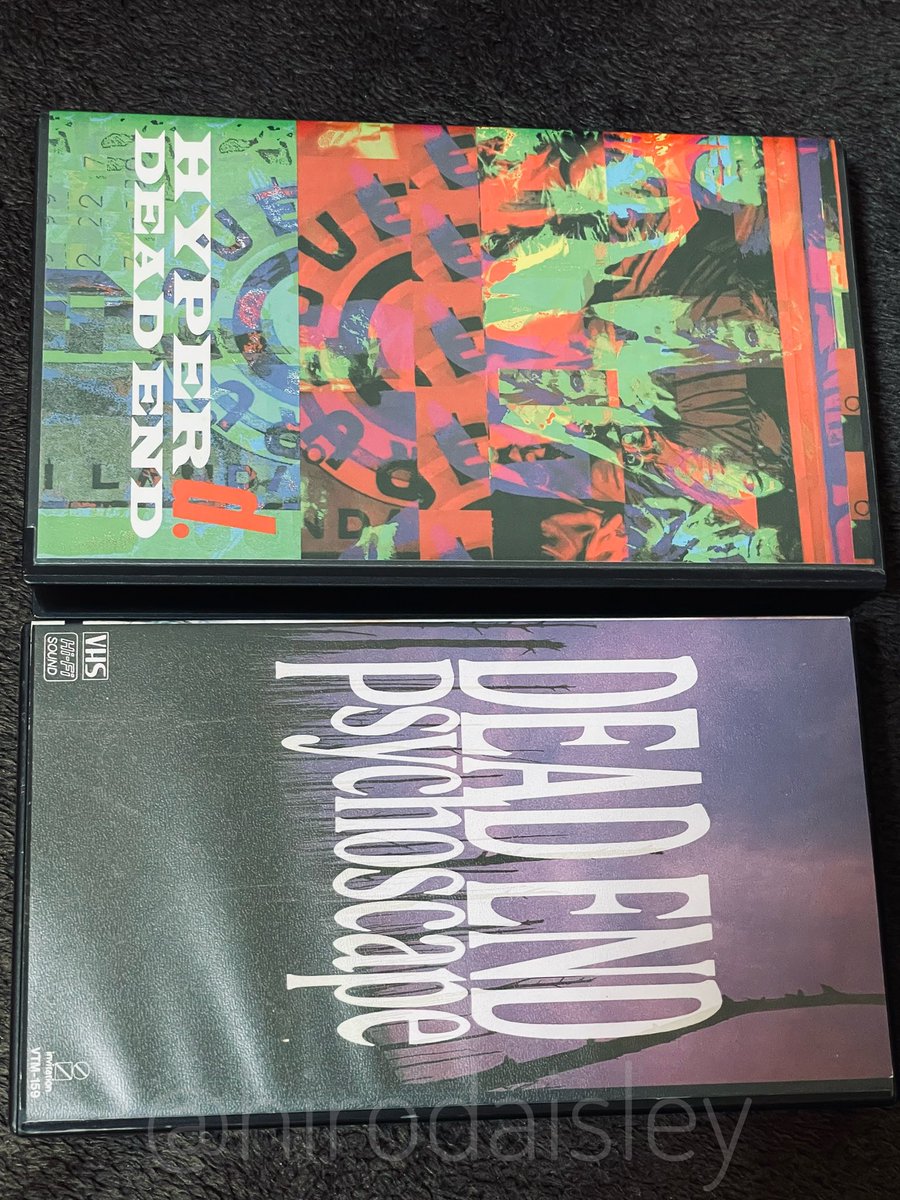hirodaisley's tweet photo. お家のVHSテープを
たまたま探してたら
デッドエンドを見つけた😊
DVDが高画質で楽すぎて
VHSという存在すら
風化してるなぁ…
#DEADEND #Psychoscape #HyperD https://t.co/Aqa2VzSd3h