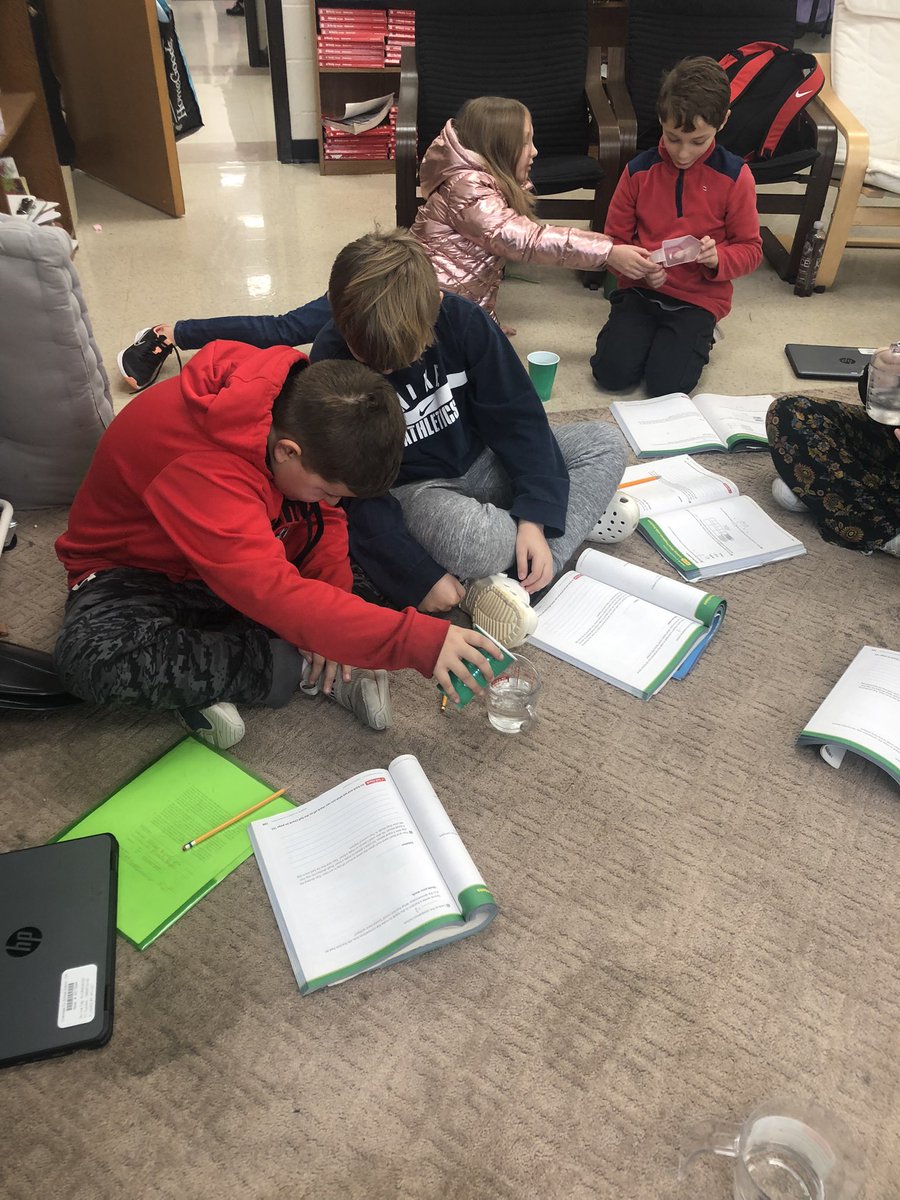 BrandyHenson16's tweet photo. Fractions in action! 👨‍🍳 https://t.co/aocf8tfiEm