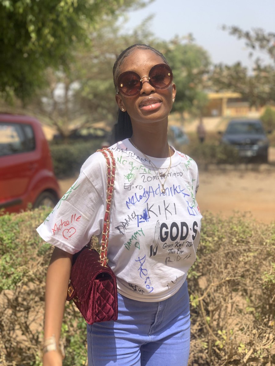 S_hirleyy's tweet image. B.sc in the bag
#oxlaide #Telfar #Asiwaju #Gucci #adidas #hotgirlverified #BoycottAdidas #Rema