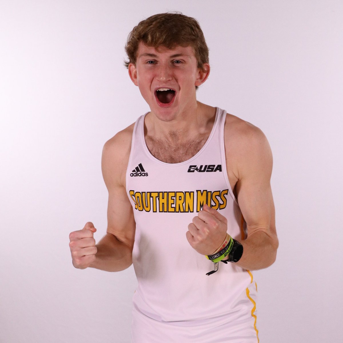 SouthernMissTF's tweet photo. That PR feeling 😎

@AustinBourne16 with a new best in the mile! 

#SMTTT https://t.co/7xosRmLEnh