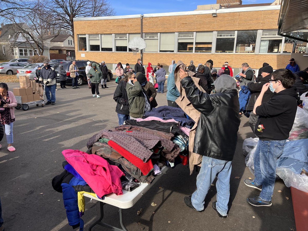 CamdenPromise's tweet photo. With the help of donations from our community members, The Camden Promise is able to provide clothing as well as food to those in need. If you would like to donate to our organization, you can click the link in our bio that will direct you to our website! https://t.co/9MyEwrbPDz