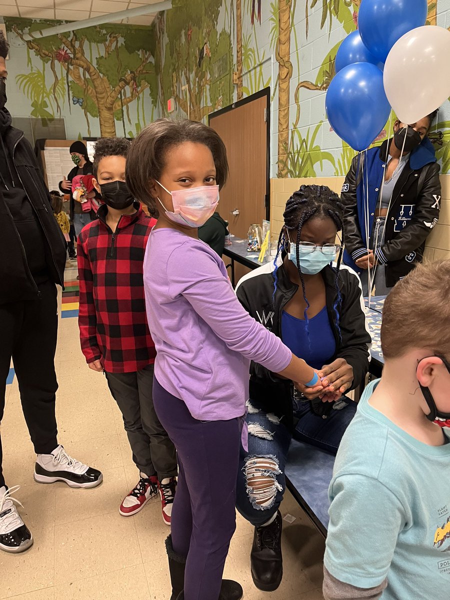 Brookside Carnival is THE place to be seen!#itsworthit <a href="/wcsdistrict/">Worthington Schools</a>