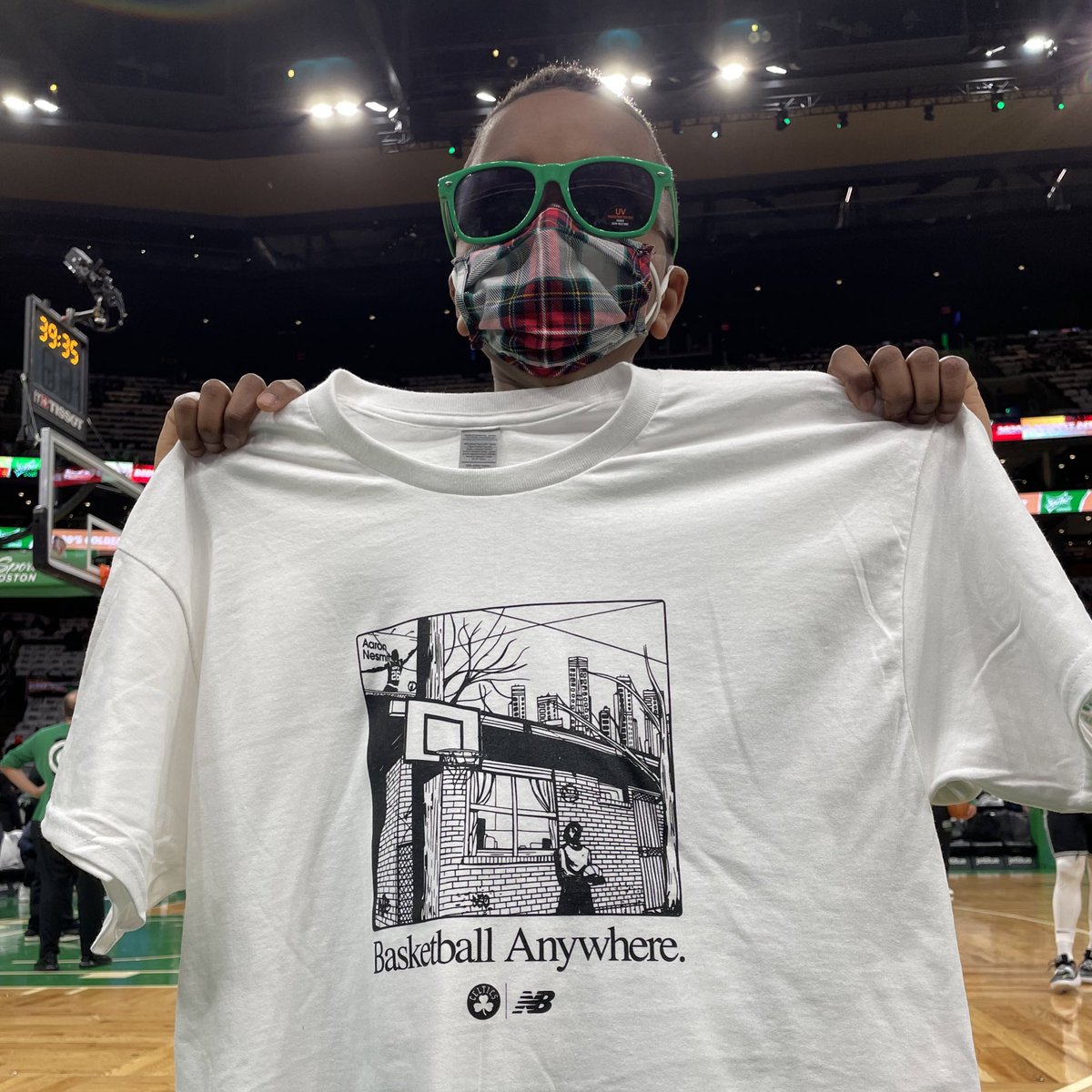 celtics's tweet photo. Fans are loving @aaronnesmith24’s design 🔥

Thanks for all the t-shirts, @newbalancehoops https://t.co/MQVCuebs9B