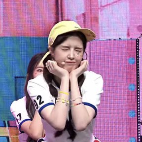 luvhee_318's tweet photo. 아기재희 초필살뿌>3<표정
너무너무너무 깜띡해…
신인만이할수있는최강깜띡표정짓기의표본아니냐꾸! https://t.co/AGoVGoQSgK