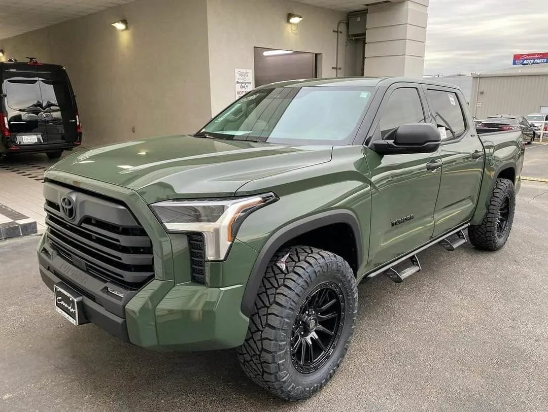 cars_pixels's tweet photo. Okay, I'm officially a Toyota Tundra fan boy! https://t.co/fAunMp1jQU