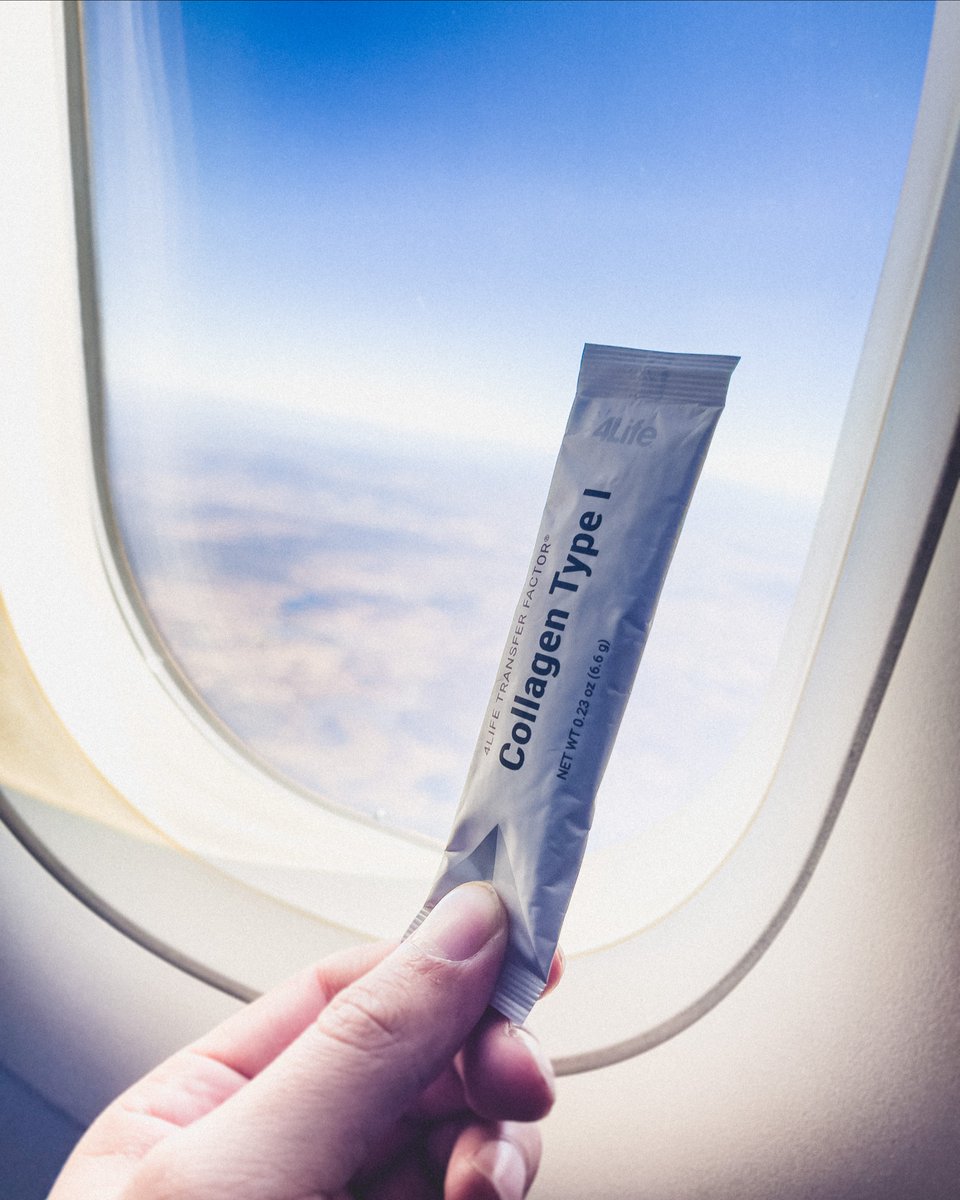 4life's tweet image. No matter where you are or where you’re headed, take our new Collagen Type 1 to support your hair, skin, and nails in a convenient stick pack!* When the flight attendant asks for your drink order, you can easily add it to your favorite beverage. ✈️

bit.ly/3GLfArR