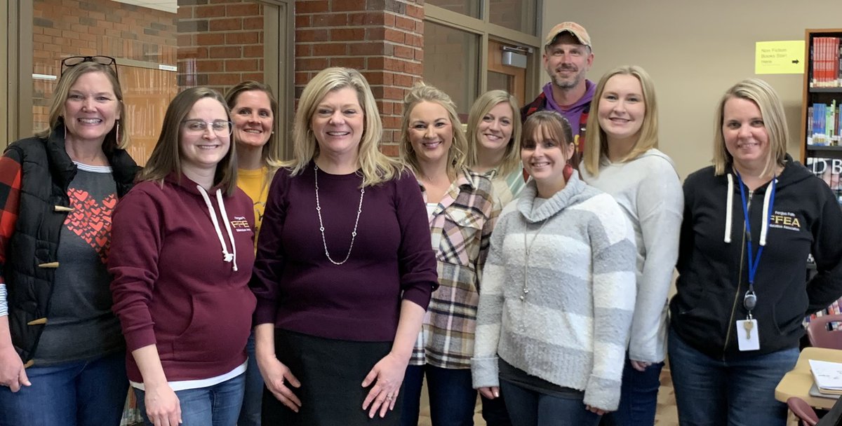 mckgarten's tweet photo. @drlorielliott delivered a tremendous professional development workshop on PBL in the middle of a MN blizzard! @isd544 #grateful #PBL @sullivank84 @jthorstad @jesskohlhase https://t.co/ENrGNMwpLB