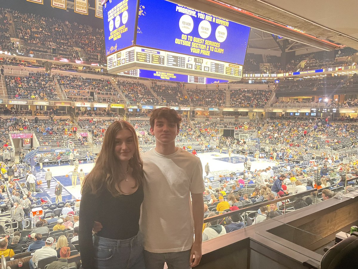 RealChrisSears's tweet photo. #pacers #pacersgamenight https://t.co/8ToebA4GvR