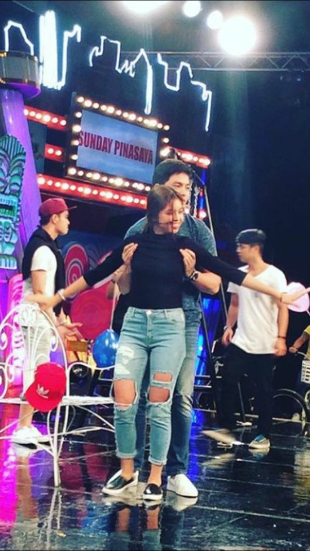 Carry Me

#ALDUBatADNforVivoPH
MAINExALDEN VlogWithStyle 
<a href="/mainedcm/">Maine Mendoza</a> 
<a href="/aldenrichards02/">Alden Richards</a>