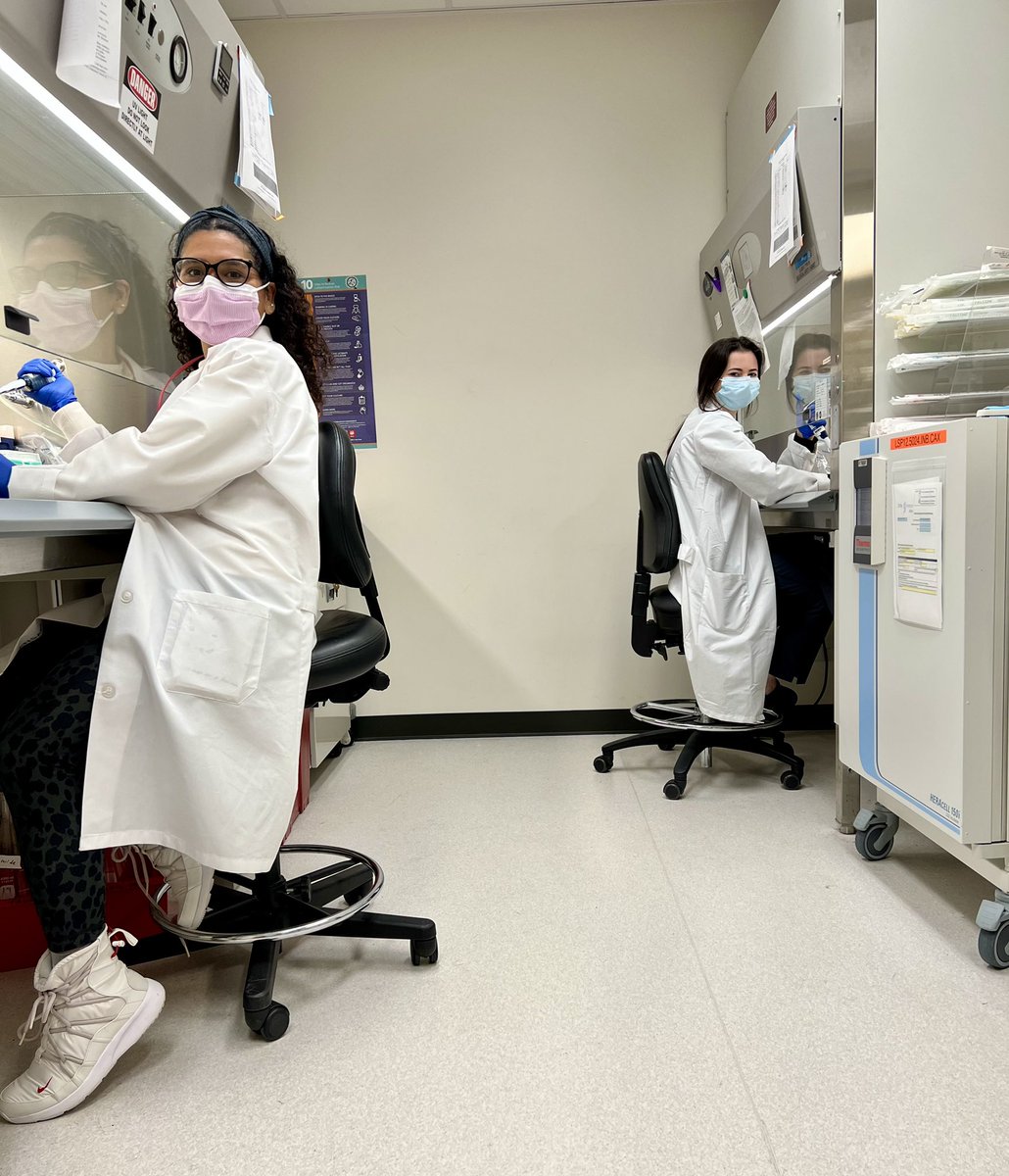 humam_kadara's tweet photo. Proud of those two wonderful and exemplar #WomenInScience @Squirrel_PhD @ZahraaRahal  #postdocs in my lab who love #science and are dedicated to our mission to #endcancer. I am one lucky #mentor. #InternationalWomenInScienceDay https://t.co/CJwwTql6Vj
