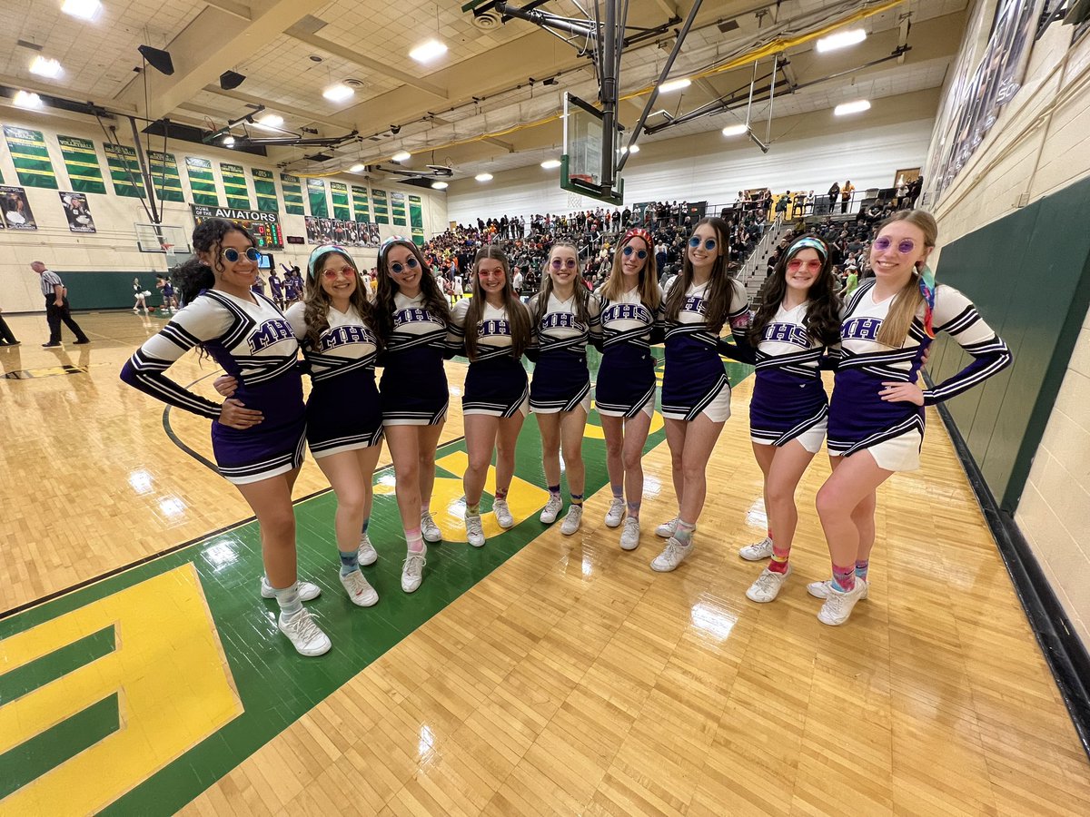 mhsmiddiecheer's tweet photo. 📣 #LetsGoPurple #BeatTheAves https://t.co/nlA7nLvuIl