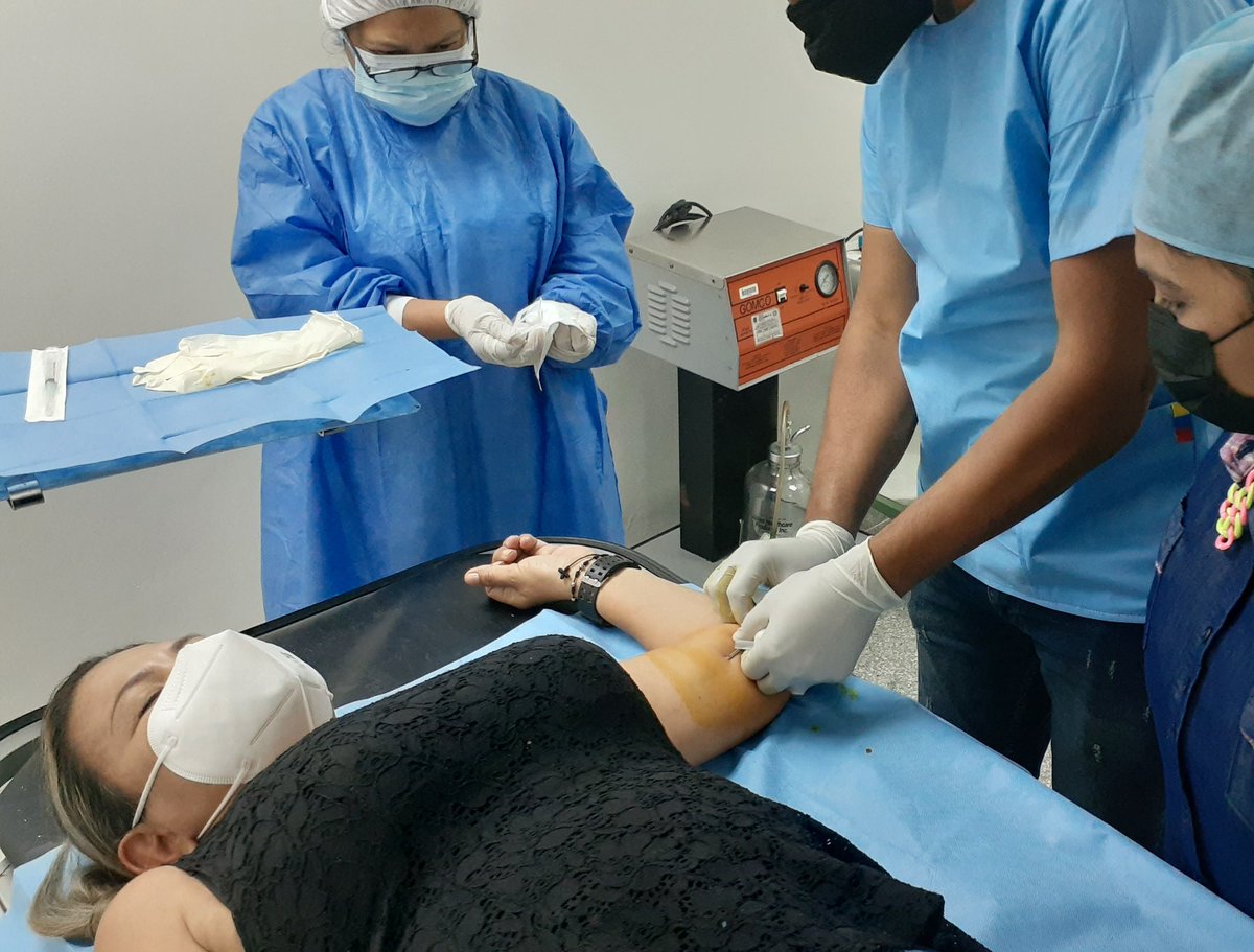 DalilaRosilloM's tweet photo. #EnDefensaDeLaPatria Hoy  ||  176 Cariperas fueron beneficiadas con la colocación de implantes subdermicos como método anticonceptivo seguro en nuestro Municipio. @NicolasMaduro @ErnestoLunaPsuv https://t.co/Tquy6O7hBr