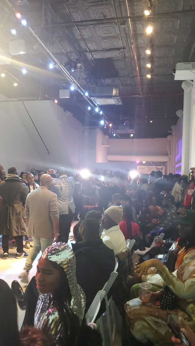 Ricoflyforeva's tweet photo. @BGOLDNYC 
#FashionWeek https://t.co/s3aQfrrAKS