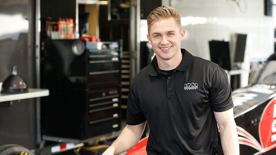 Jordan Vandergriff (@JTVandergriff) made passes in the <a href="/shoeracing/">Don Schumacher Racing</a> dragster at the #NitroSpringTraining event as he tries to work his way back into Top Fuel competition after a two-season absence. NHRA’s Brian <a href="/theLohnes/">Brian Lohnes</a> got the scoop.

nhra.com/news/2022/eyin…