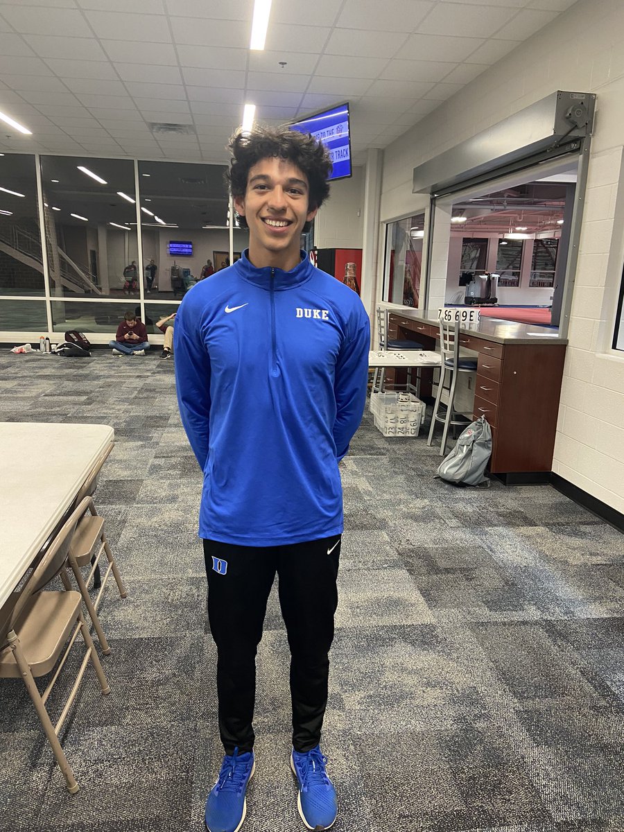 13:52 for @sam__rivera for the #2 All-Time <a href="/DukeTFXC/">Duke Track & Field and Cross Country</a> 5k!

#GoDuke 🔵😈