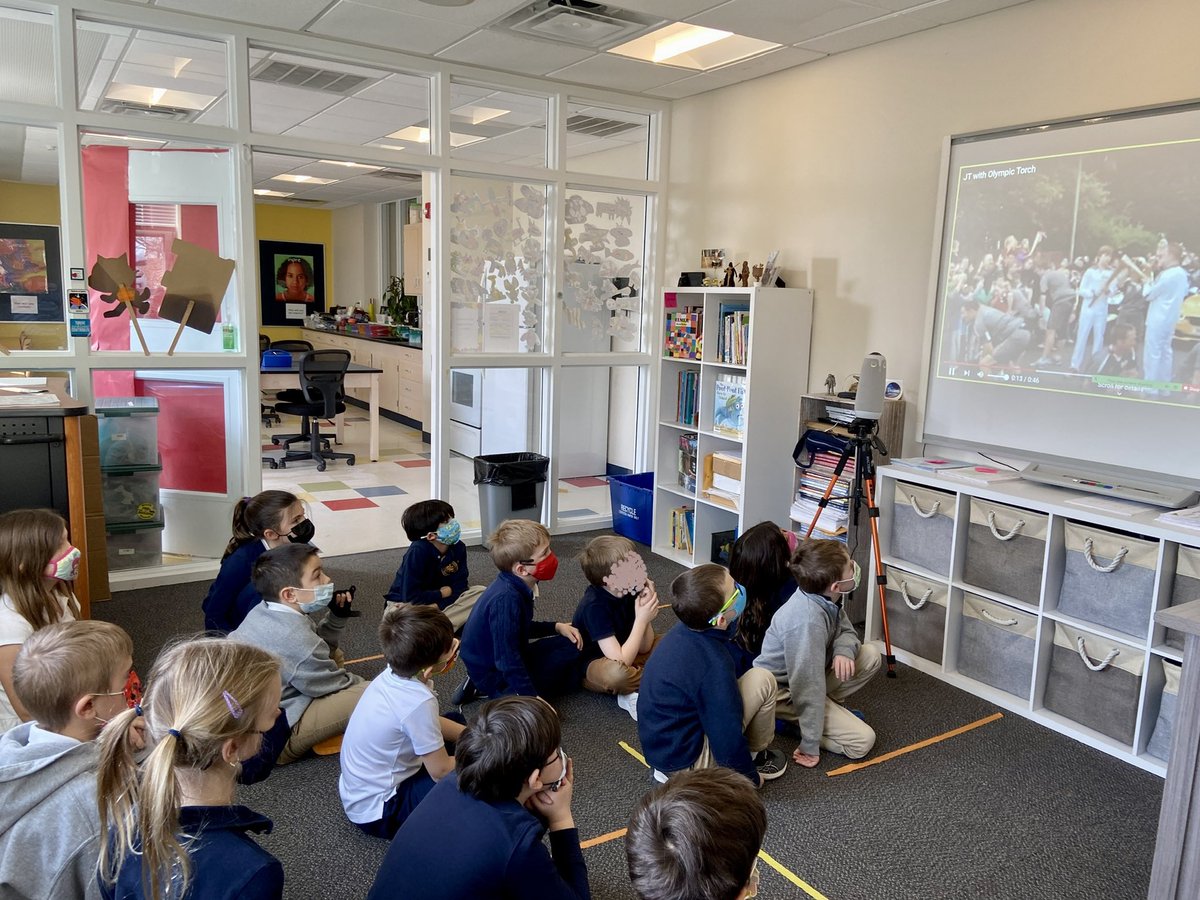 CompTeacherK_5's tweet photo. First Grade learned the importance of friendship, excellence and respect from 2012 Olympic Torch Bearer, Jon Tait, of Darlington, England. @TeamTait thanks for sharing your experience w/ us from across the pond! @shady_side #SSAJuniorSchool #GlobalConnections #globalconnections https://t.co/8MjQ9Dk3jk