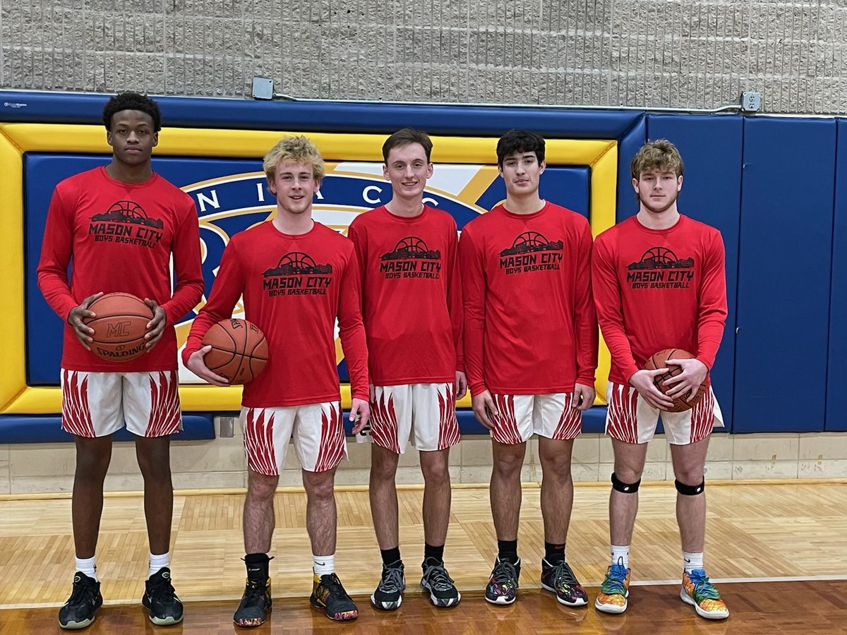 Thank you senior Boys Basketball players!