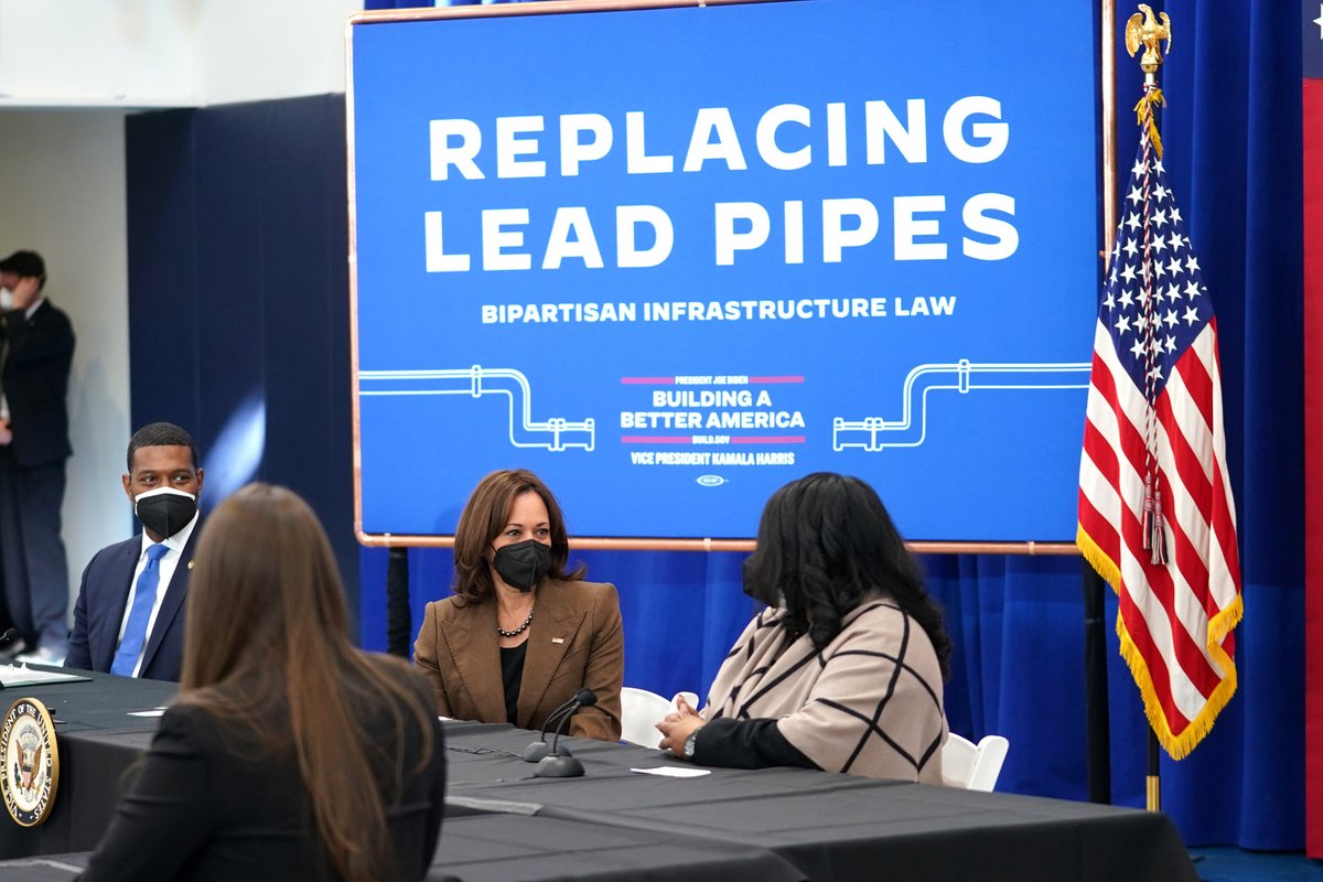 WhiteHouse46's tweet photo. This afternoon, Vice President Harris participated in a roundtable with Newark residents to highlight the Bipartisan Infrastructure Law's historic funding to remove and replace lead pipes. https://t.co/dbuD6qaz05