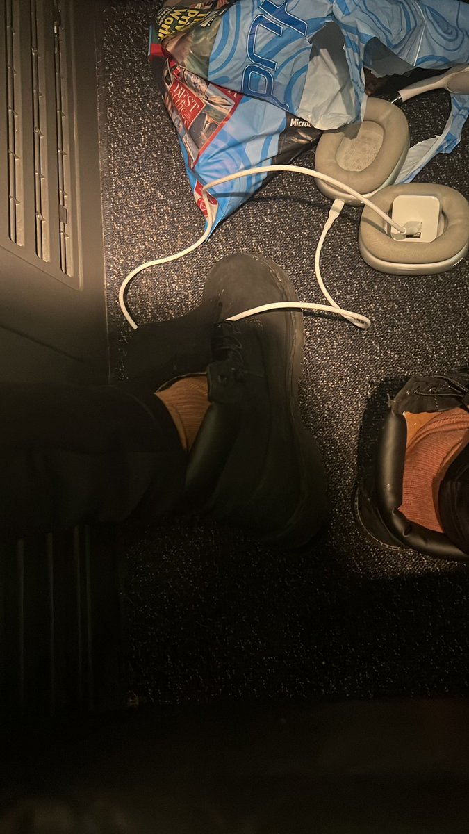 zat tweet media