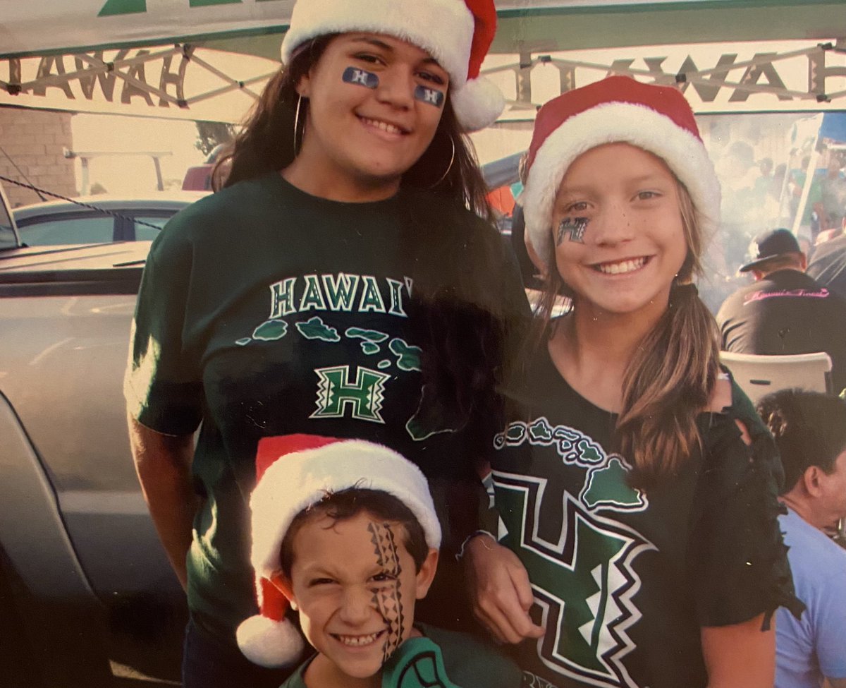 Kamuela Kaaihue (@k_kaaihue8) on Twitter photo God is good! After a great call with <a href="/CoachYoro/">Jacob Yoro</a>, I’m blessed to have been offered by the University of Hawaii! <a href="/KipAkana/">Kip Akana</a> <a href="/JonKahooilihala/">Jon Kahooilihala</a> #braddahood God is good! After a great call with <a href="/CoachYoro/">Jacob Yoro</a>, I’m blessed to have been offered by the University of Hawaii! <a href="/KipAkana/">Kip Akana</a> <a href="/JonKahooilihala/">Jon Kahooilihala</a> #braddahood