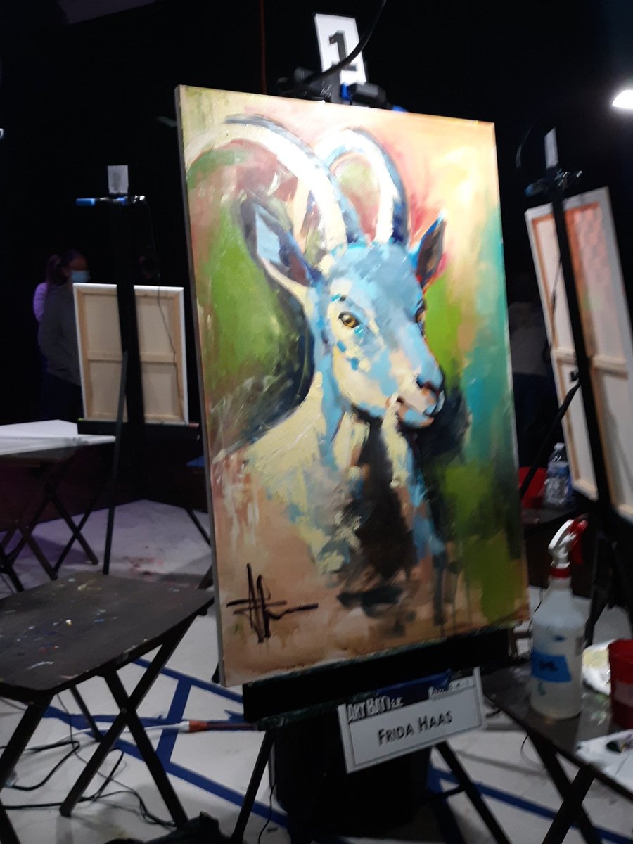 SweetPetiteNW's tweet photo. Better pic of G.O.A.T @artbattles https://t.co/y51qiqok5s