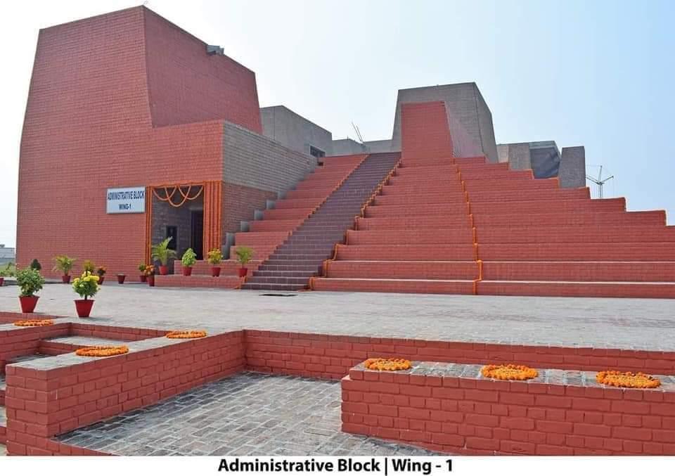 Spoof_Junkey's tweet photo. Proud moment for every Sanatani 🔥❤️
Nalanda recreated exactly the same as it was before being destroyed by Lootera Khijli https://t.co/A3Z8tw9LlK