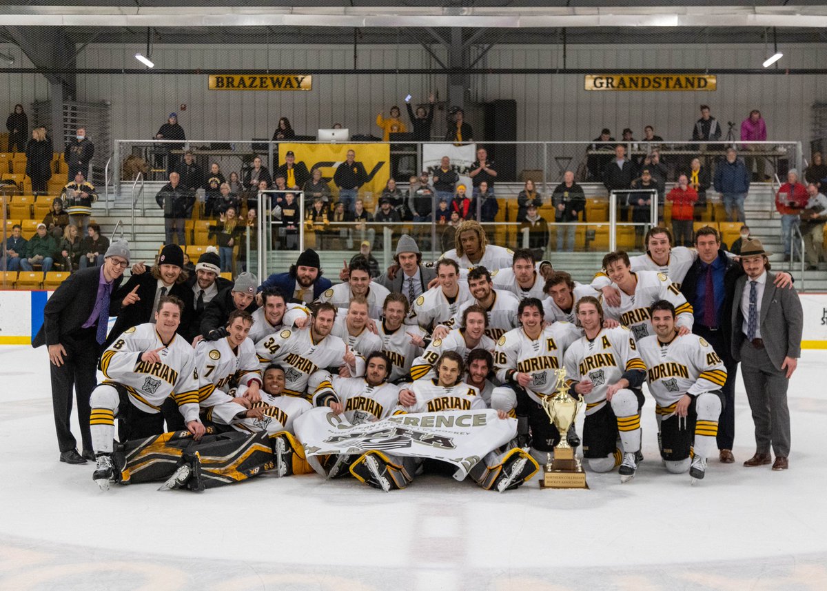 Once again, the <a href="/ACbulldoghockey/">Adrian College Hockey</a> team win the Peters Cup and clinch the No. 1 seed for the NCHA Harris Cup Playoffs with an 8-4 victory over No. 5 St. Norbert

RECAP--bit.ly/3syMgj2

#GoDawgs #d3hky #d3hockey