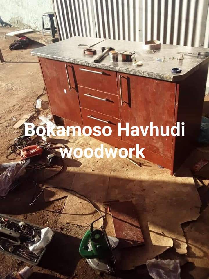 JonathanNdadza's tweet photo. Hello 👋🏾 Mzanzi, 
Our Services:
- Furniture making
- Modern TV Stands
- Modern Kitchen Cupboards 
- Modern Wardrobes 
- All custom Woodwork

Why Choose us?
- Time efficient
- Quality guaranteed
- Experienced worksman
- Affordable

Rustenburg &amp; PTA

Whatsapp us: 0647423028
#DJSbu https://t.co/YSYX3CbHjY