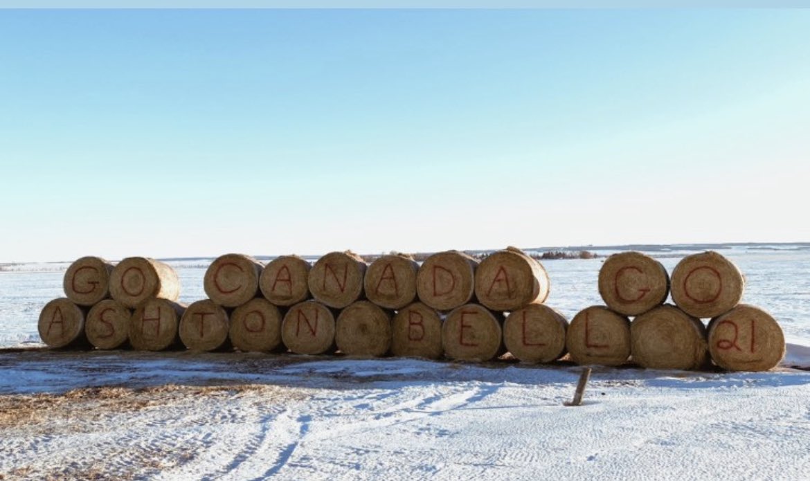 🇨🇦 <a href="/HockeyCanada/">Hockey Canada</a> is headed to the semis, and <a href="/Abell17Bell/">Ashton Bell</a> is getting all the love from home 🍁 #Beijing2022