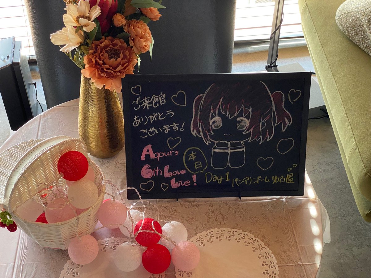 yukkie__'s tweet photo. ロビーにルビィちゃん。名古屋でこういうのやってくれるの嬉しい。#Aqours_OCEAN_Day1 (@ 三交インGrande名古屋 in 名古屋市, 愛知県) https://t.co/QYAvMjfQzf https://t.co/UagxKj6wuP