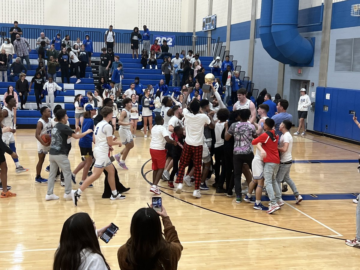 BHS_bsktball's tweet photo. BACK TO 🏆 TO BACK 5-5A DISTRICT CHAMPS!! 
#ChampionshipsAreWonToday https://t.co/RXsbeufWUs