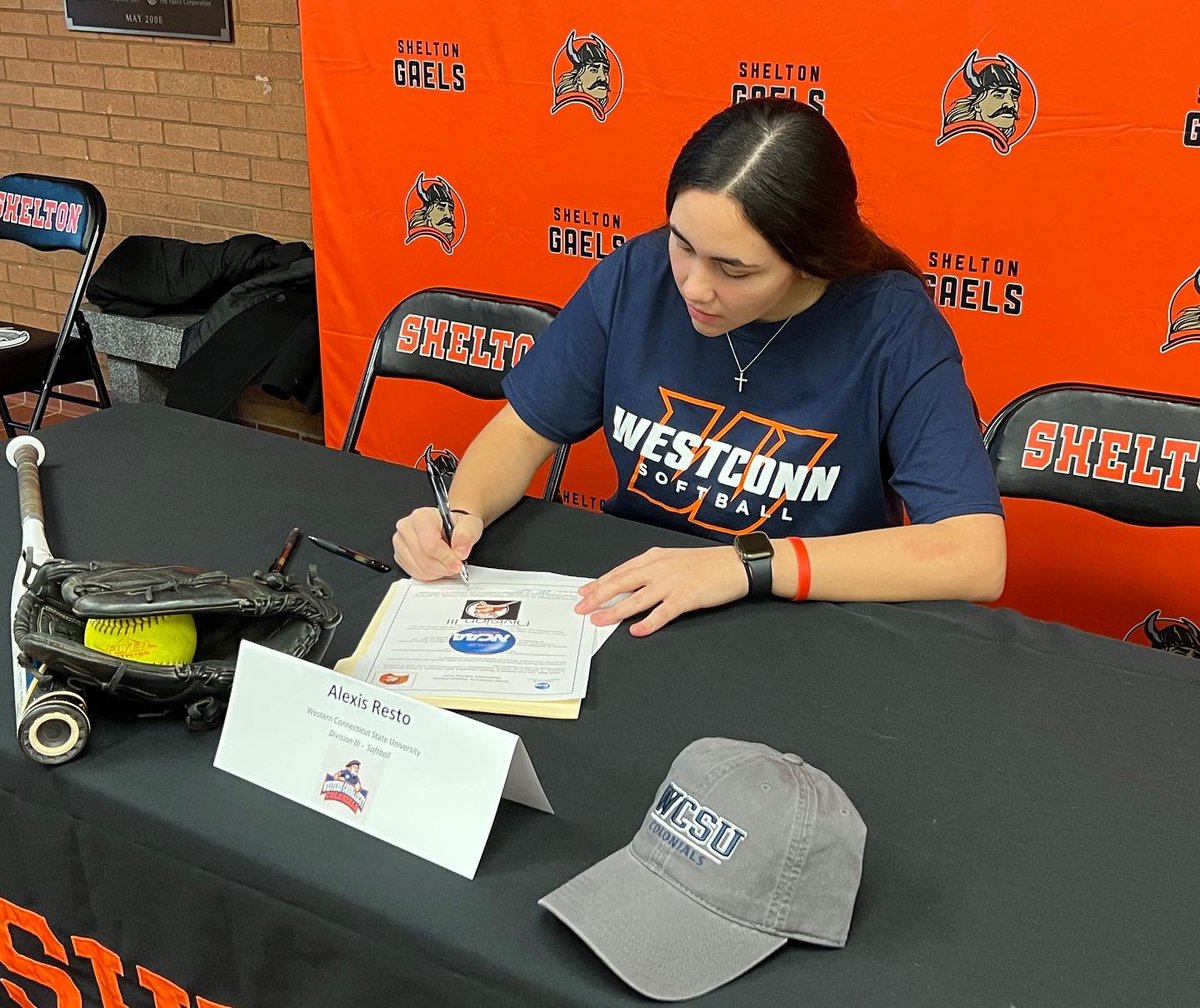 24Resto's tweet photo. So today my baby signed her letter of intent to play softball for @WestConnSB . Would like to give a BIG thanks to all the coaches and family that has helped her get to this point. Can’t wait to see what the future has for her!  @Frank_Lieto @seahawksctELITE @EastonFastpitch https://t.co/lhbiCXJlr0