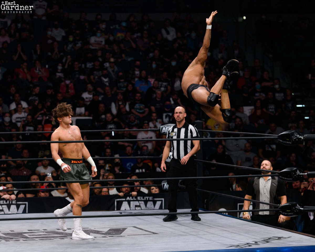 EarlWGardner's tweet photo. From #AEWRampage
@730hook vs #BlakeLi https://t.co/kLbkYBvXHq