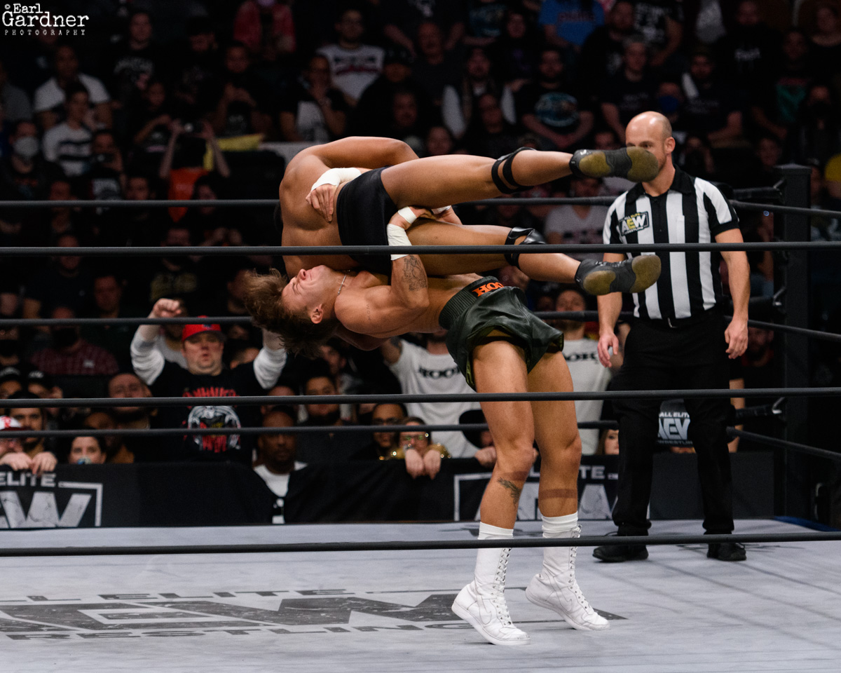 EarlWGardner's tweet photo. From #AEWRampage
@730hook vs #BlakeLi https://t.co/kLbkYBvXHq