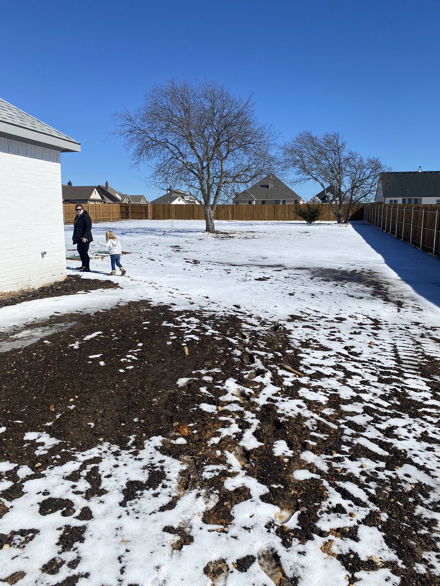 ActuallyAshley0's tweet photo. We’ve been waiting almost a year for our house to be built! We are almost there! It’s crazy to see all our design picks come to life! 😍🥰 #newhome #newbuild #godleytx https://t.co/iwLjUdZQyc
