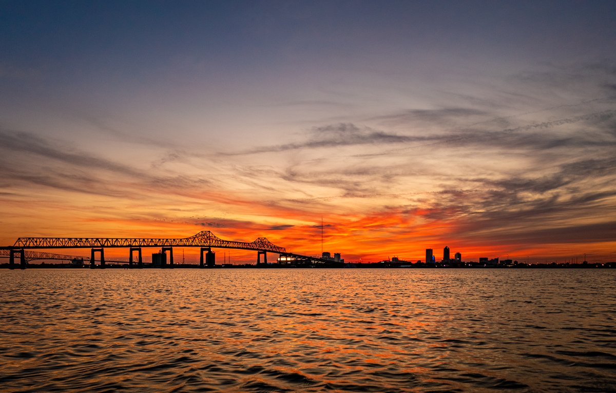 jmojax08's tweet photo. The St. Johns River was on fire tonight!
@ActionNewsJax 
#dronephotography
#sunsetphotography
#Florida https://t.co/PEUkJOxsE8