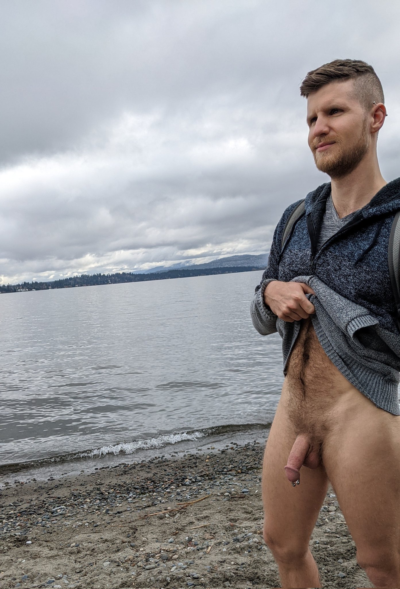 Cold, but still had to get partly naked ? #gays #gaycock #gayexhib #teamexhib #gayhairy #gayotter #gayoutdoors