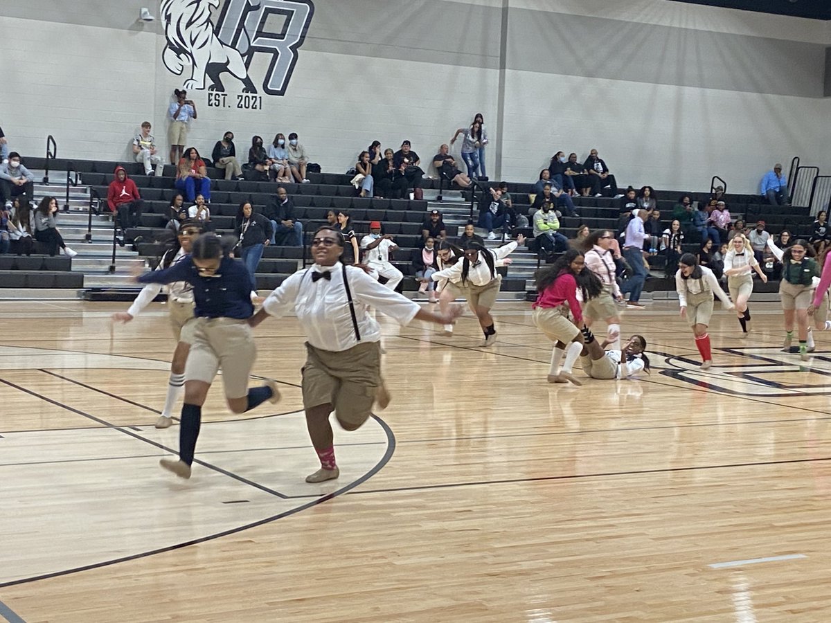 drkguillory's tweet photo. What a dynamic group of young ladies at our boys’ basketball game victory! Our @RandleHS Royals were completely invested in their dance and the expression needed to make it come to life! 🖤@RandleRoyals #JustKeepDancing https://t.co/8mJH74vndr