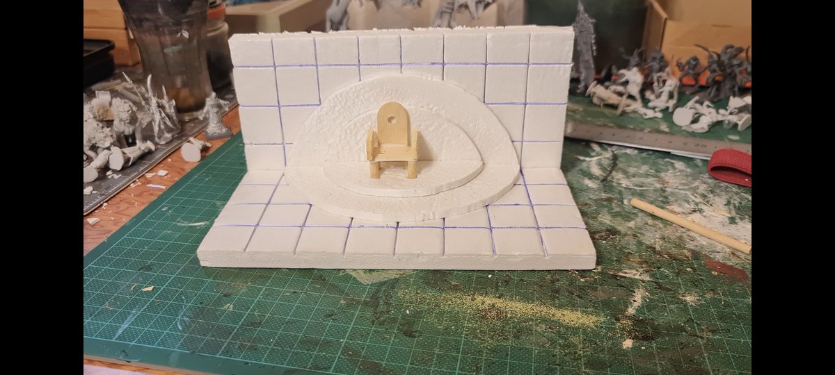 BoganPlaysCards's tweet photo. Working on something a bit different to break up the current youtube series I'm working through. It's coming along really well. #scratchbuild #tabletopgaming #Throne #dungeonsanddragons https://t.co/ETqzKpyt6b