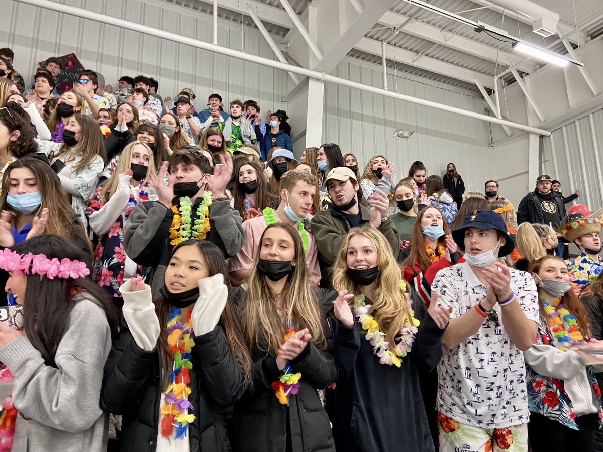KTTReading's tweet photo. Rockets drop a tough one to a strong Arlington side in front of a rambunctiously well-behaved crowd!  #RMHSPride https://t.co/cCoX4OJm55