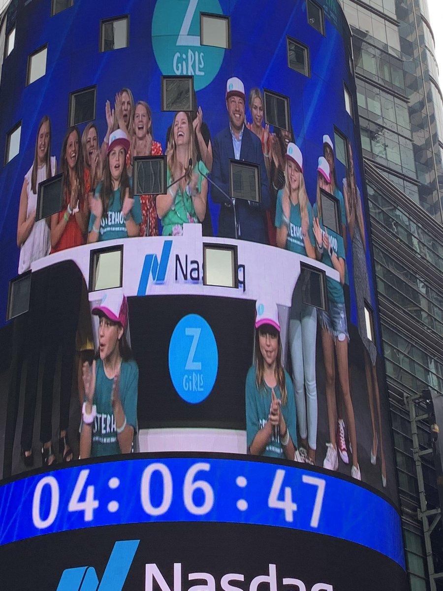 MichelleForkey's tweet photo. @balwx My daughter participated in closing bell in 2019. We looked up once we were back outside and there we were…super cool experience. Not sure she even realized how cool it was. 😆 https://t.co/K2ULy6Gc6o