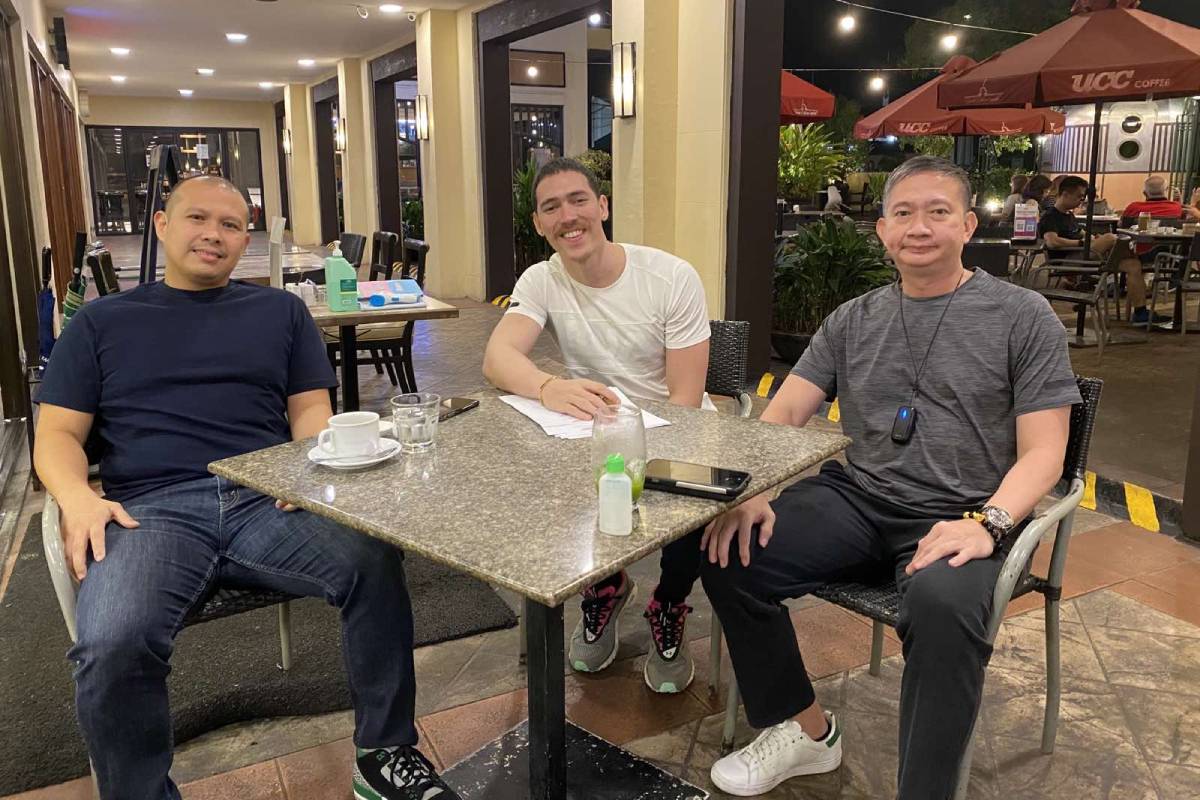 tiebreakertimes's tweet photo. #PBA2022 Robert Bolick re-ups with Northport >> https://t.co/eDgRiHkdbF https://t.co/lmtwGNsSs1