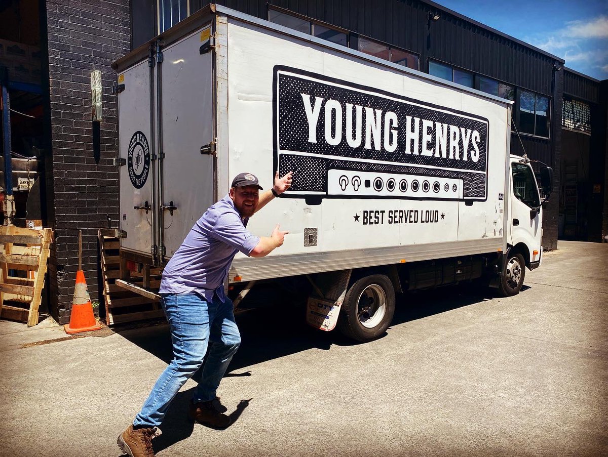 Pingala_Energy's tweet photo. Great day, celebrating more solar beer with @younghenrys #communityenergy #pingalapower #younghenrys #solarbeer https://t.co/Ap5afsexLs