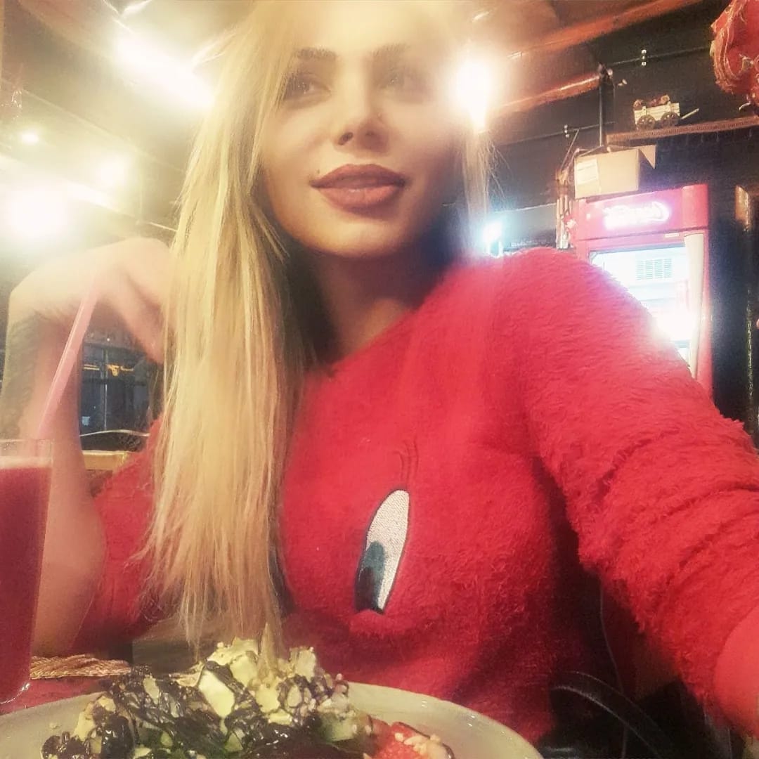 #pendik  #maltepe  #kartal  #tuzla  #kurtkoey  #arkadaslik 
0532 130 26 59