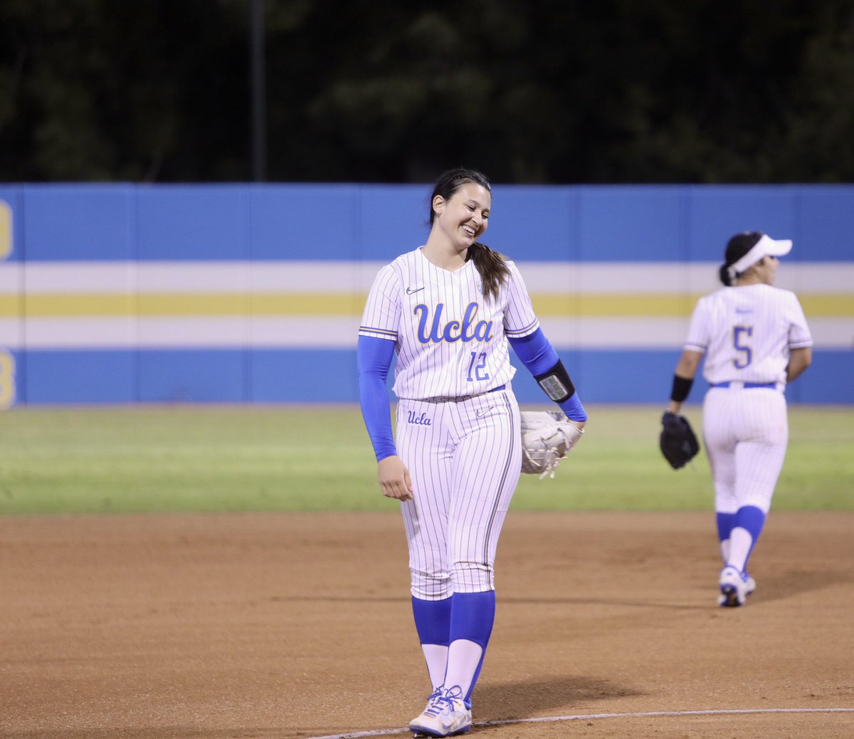 PHmechanics's tweet photo. @Lexiiisosaaa of @UCLASoftball is one of Coach Jason’s OG students 💪🏼⚙️ #repthekrew #playyou https://t.co/emdbG18fEN