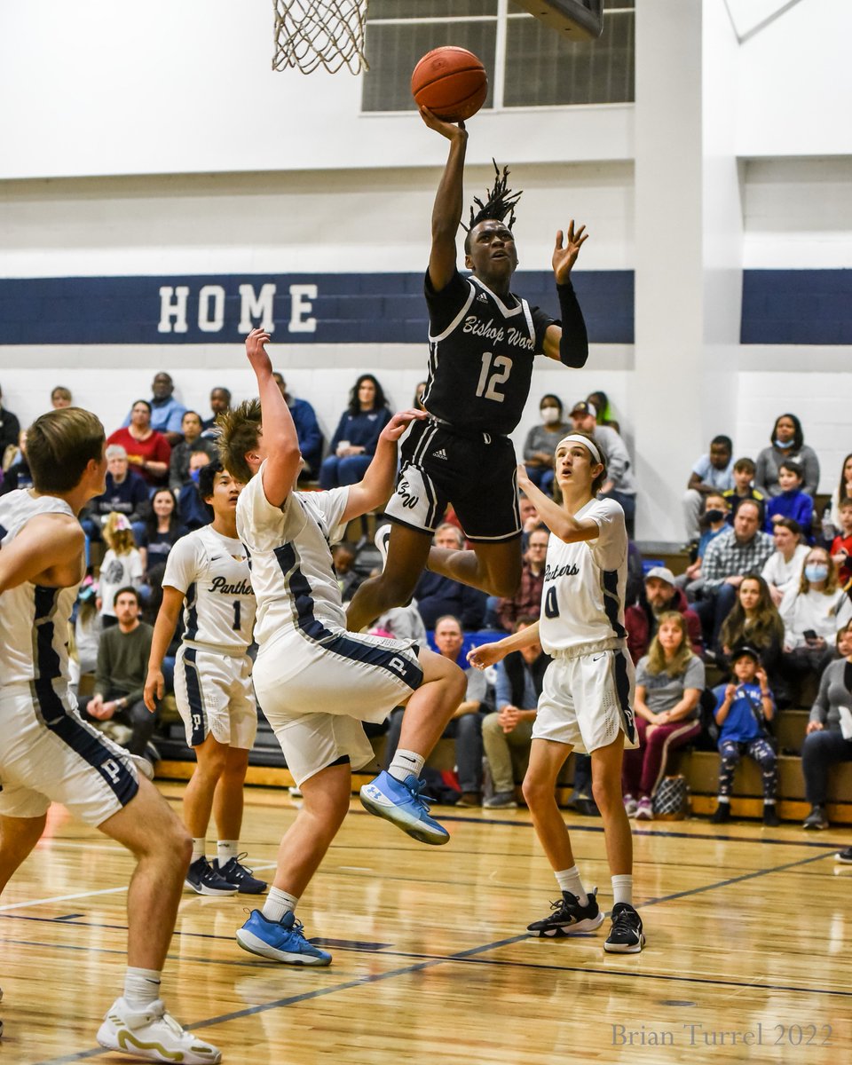 Big win for @ward_basketball 63-26 on the road over KC Christian. Team hit 10 3s, incl 5 by Dustin Rector and 3 from Lorenzo Hernandez. Team now 12-3 heading into the last part of the season. <a href="/WARD_Athletics/">Bishop Ward Athletics</a> #KSPreps